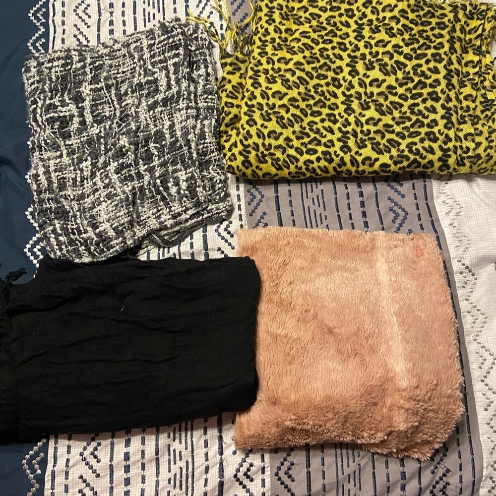Scarf bundle 2/$6